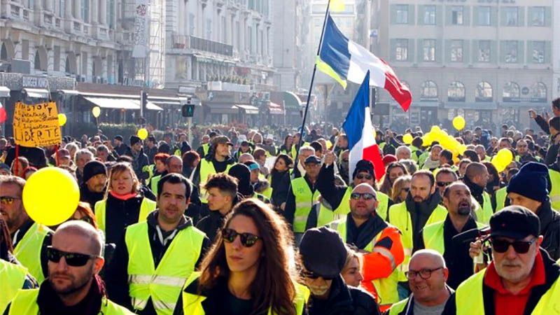 Los &ldquo;chalecos amarillos&rdquo; no reconocen su derrota despu&eacute;s de un a&ntilde;o de protestas