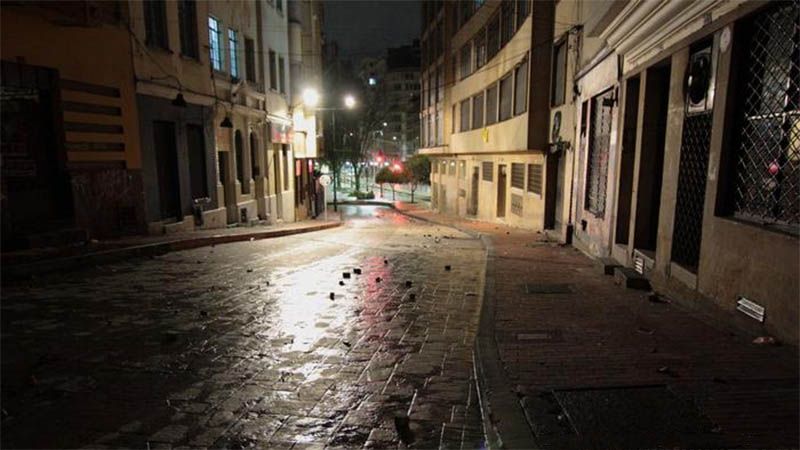 El alcalde de Bogot&aacute; decreta el toque de queda en la capital colombiana