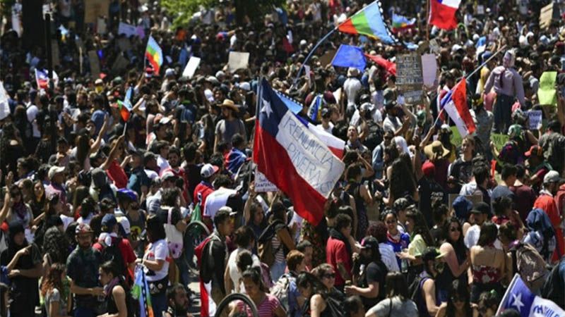 Tras cinco semanas contin&uacute;an protestas en Chile