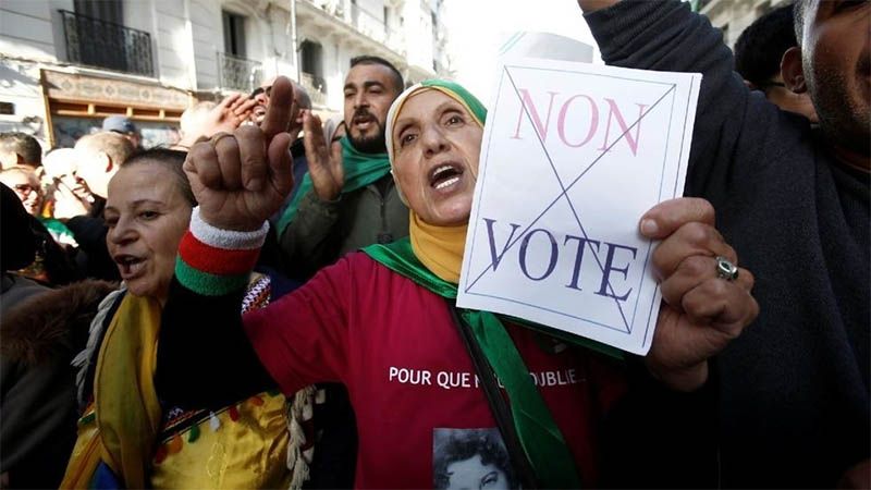 Los argelinos protestan contra el Gobierno y rechazan celebraci&oacute;n de elecciones