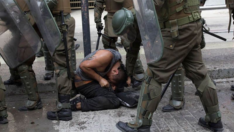 Pi&ntilde;era asegura que no vio venir la violencia en Chile