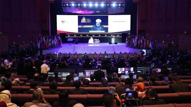 Ir&aacute;n llama a la naci&oacute;n musulmana a liberarse del dominio del d&oacute;lar