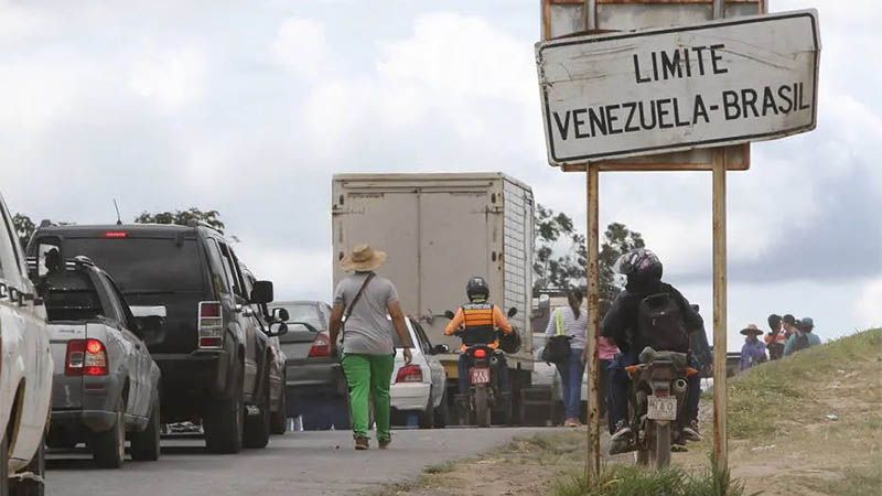 Venezuela inicia tr&aacute;mites legales para que Brasil le entregue a cinco desertores