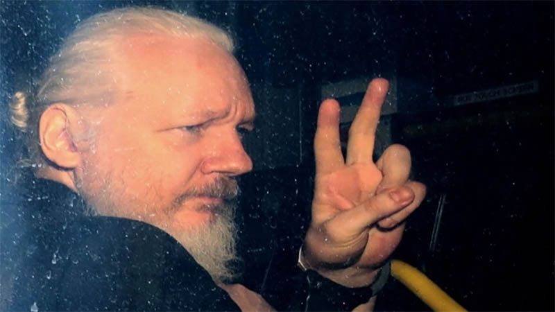 Trasladan a Assange de la celda solitaria a un ala com&uacute;n de la c&aacute;rcel