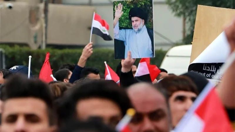 Seguidores del cl&eacute;rigo Al Sadr abandonan las protestas en Bagdad