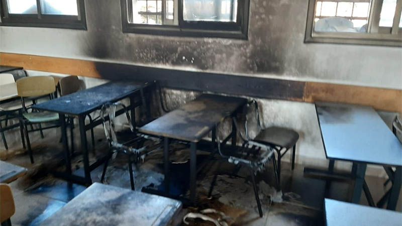 Colonos jud&iacute;os incendian una escuela palestina en Cisjordania