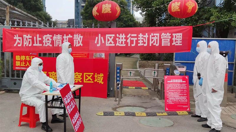 Aumentan a 1.380 los muertos por coronavirus en China continental