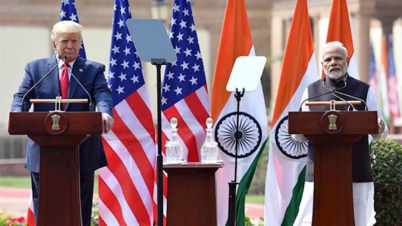 Trump amenaza con nuevas sanciones a compradores del petr&oacute;leo venezolano