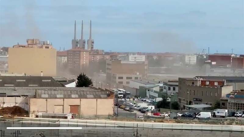 Muere una persona por fuerte explosi&oacute;n en una empresa qu&iacute;mica de Barcelona