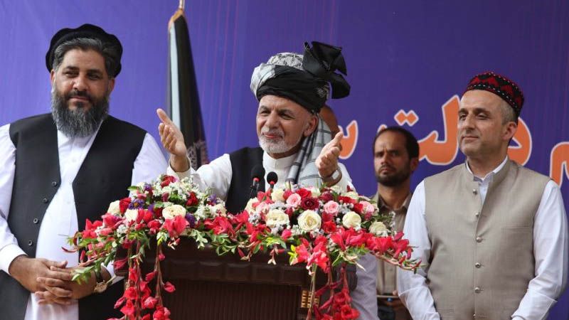 El presidente de Afganist&aacute;n ordena liberar a los talibanes presos