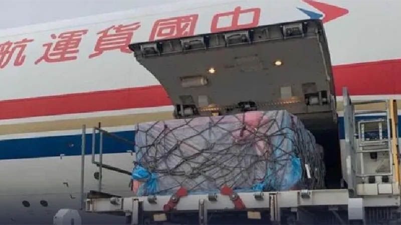 China dona a Espa&ntilde;a medio mill&oacute;n de mascarillas m&eacute;dicas