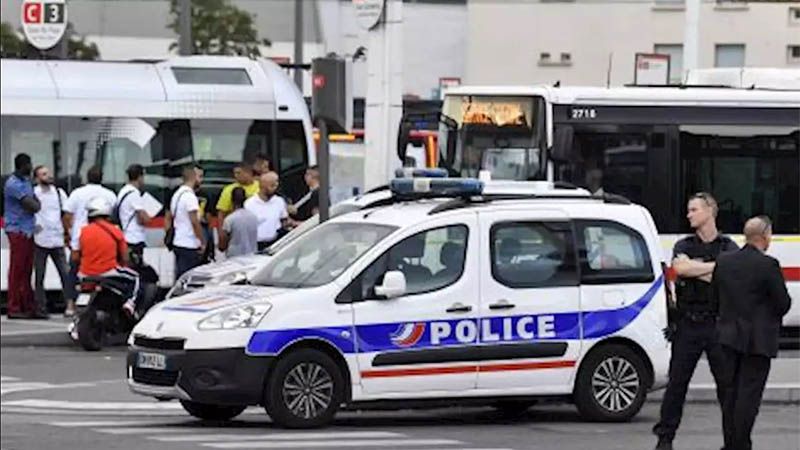 Dos muertos en un ataque con cuchillo en el este de Francia