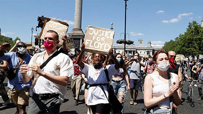 La oleada de protestas por el asesinato de Floyd llega a Londres