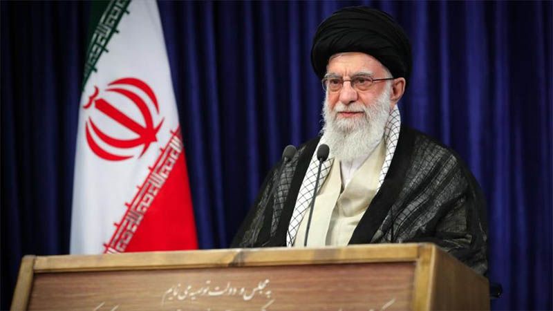 L&iacute;der de Ir&aacute;n agradece al personal de los buques cisterna enviados a Venezuela