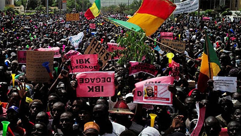 Manifestantes en Bamako exigen la dimisi&oacute;n del presidente de Mal&iacute;