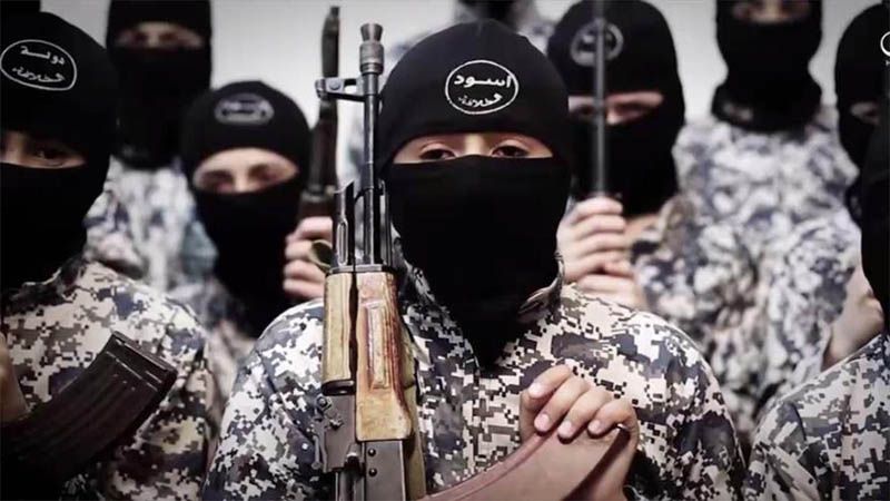 Francia repatr&iacute;a de Siria a 10 hijos de terroristas francesas