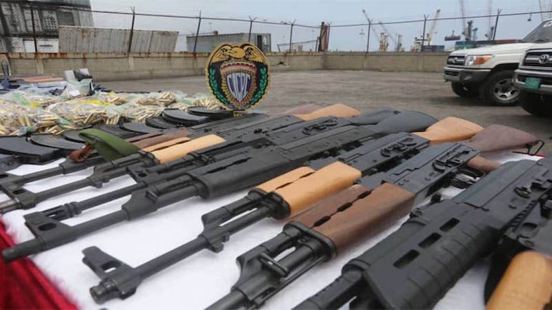 La Guardia Bolivariana de Venezuela incauta armas de guerra en cuatro estados del pa&iacute;s