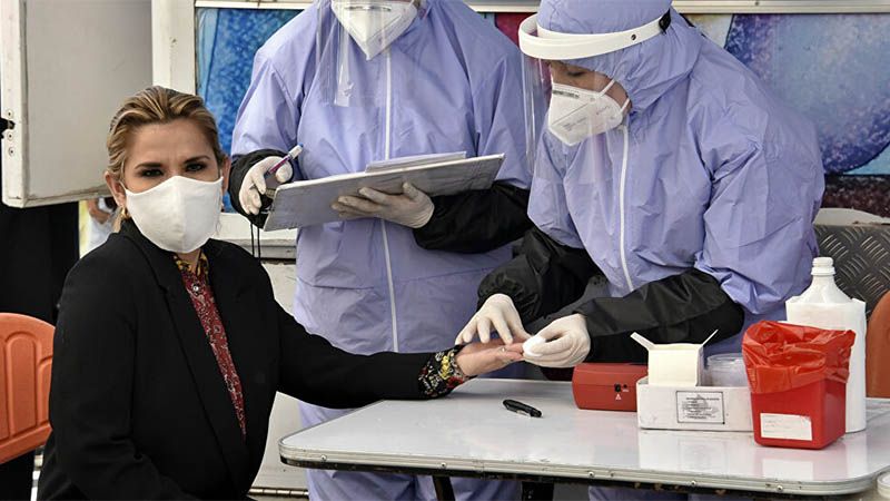 Jeanine &Aacute;&ntilde;ez da positivo a test de COVID-19