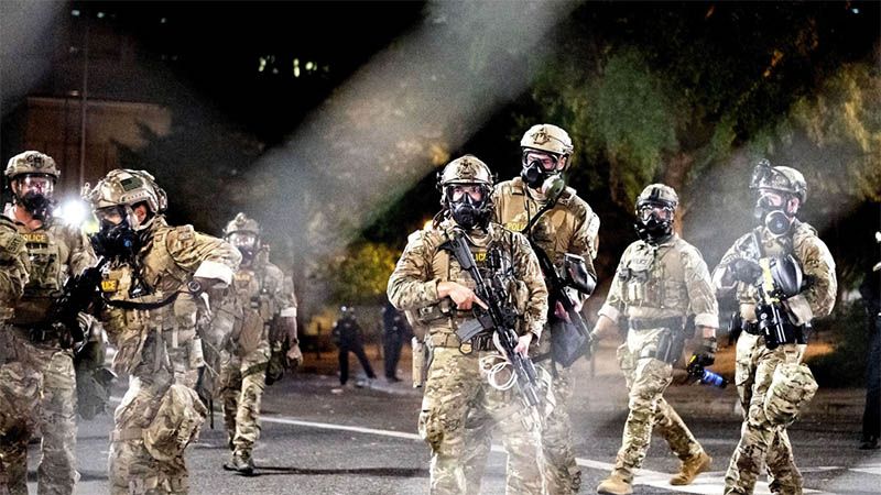 Trump env&iacute;a m&aacute;s tropas a Portland para aplastar las protestas