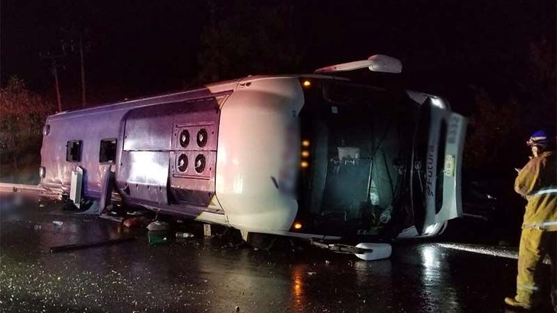 M&aacute;s de diez muertos por un accidente de autob&uacute;s de pasajeros en el centro de M&eacute;xico