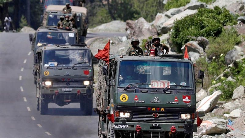 China env&iacute;a 10.000 tropas adicionales a zona disputada con India