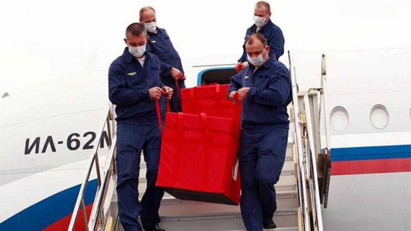 Madura anuncia que Venezuela ya tiene la vacuna rusa, que aplicar&aacute; a su hijo, su hermana y otros voluntarios