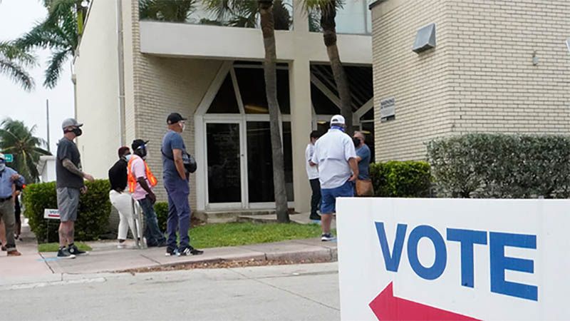 El FBI alerta: Ir&aacute;n y Rusia est&aacute;n interfiriendo en las elecciones de EEUU