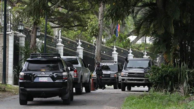 Venezuela denuncia relaci&oacute;n de Espa&ntilde;a con la fuga del &ldquo;terrorista&rdquo; Leopoldo L&oacute;pez