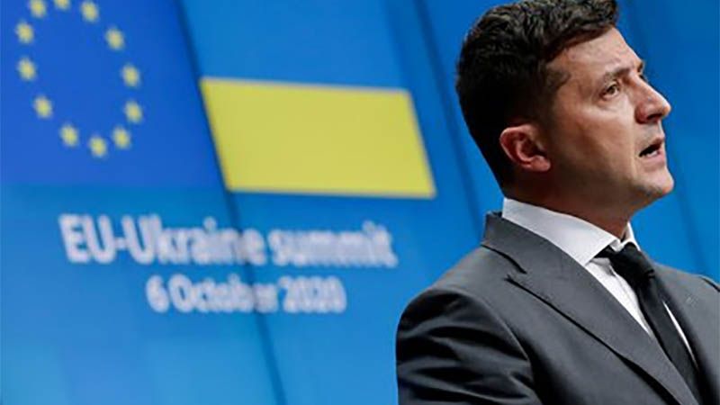 Hospitalizan al presidente de Ucrania y al jefe de su gabinete por COVID-19