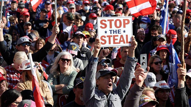 Los partidarios de Trump intensifican sus protestas contra los resultados de las elecciones