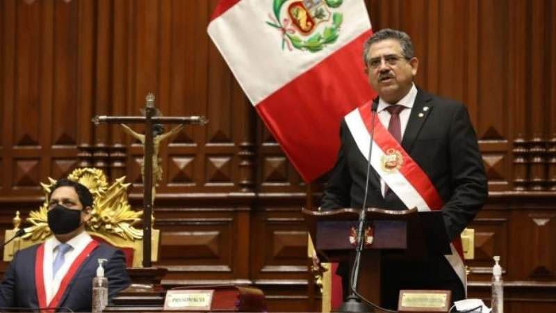 El Congreso de Per&uacute; acepta la renuncia de Merino como presidente