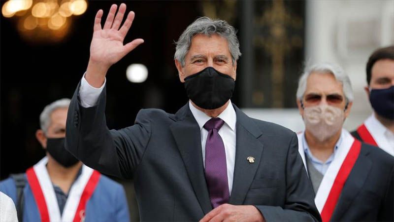 El nuevo presidente peruano promete devolver la confianza al pueblo