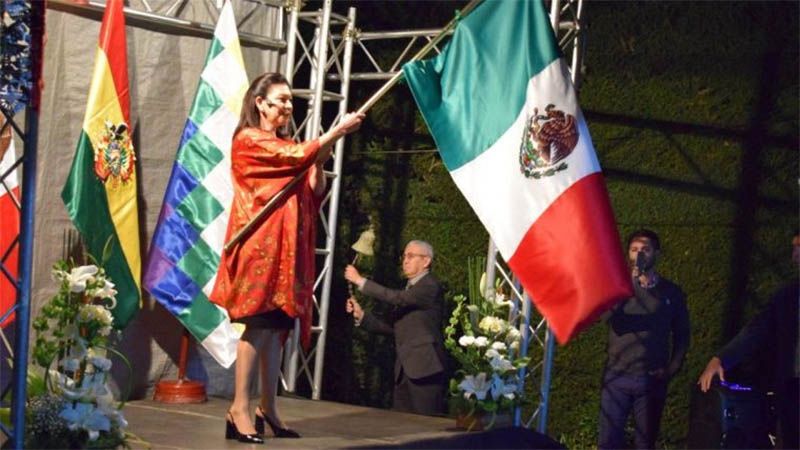 Bolivia pide regreso de embajadora expulsada por r&eacute;gimen de facto