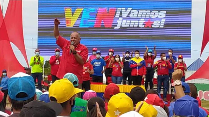 Diosdado Cabello dice que la oposici&oacute;n entreg&oacute; el Parlamento venezolano al imperialismo