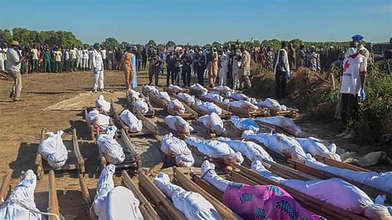 Masacre en Nigeria: M&aacute;s de 110 civiles muertos en un &ldquo;monstruoso ataque&rdquo;