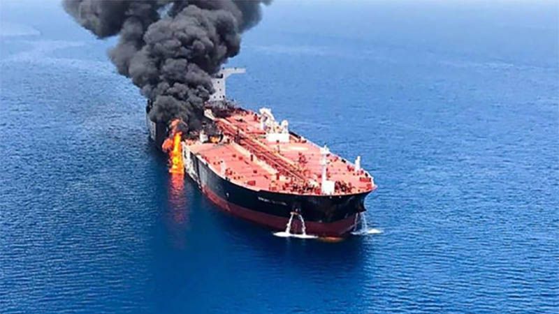 Explosi&oacute;n frente al puerto saud&iacute; de Yed&aacute; da&ntilde;a petrolero brit&aacute;nico