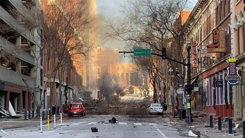 La Polic&iacute;a de Nashville encuentra restos humanos en el lugar de la explosi&oacute;n