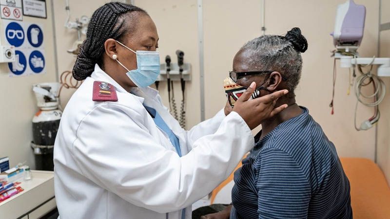 Sud&aacute;frica se convierte en el primer pa&iacute;s africano en superar el mill&oacute;n de casos de coronavirus