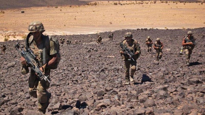 Mueren tres militares franceses en un ataque con bomba en Mal&iacute;