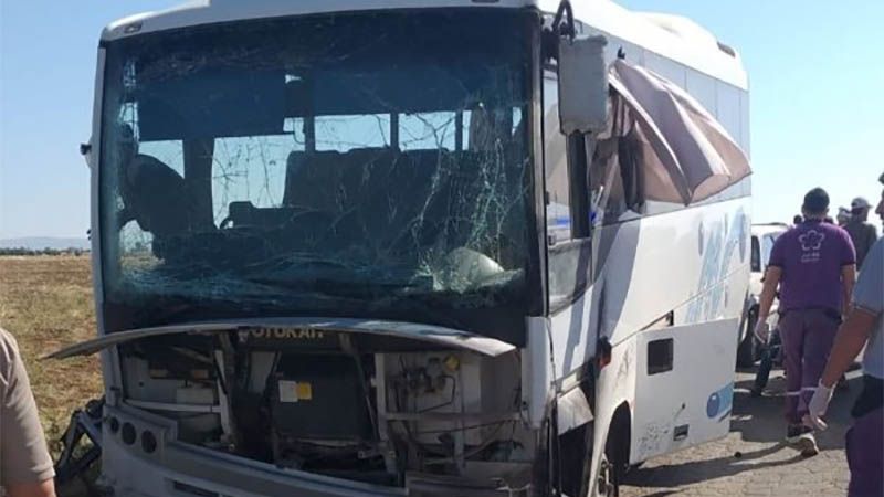 Al menos 9 muertos por ataque terrorista contra un autob&uacute;s con civiles en Hama