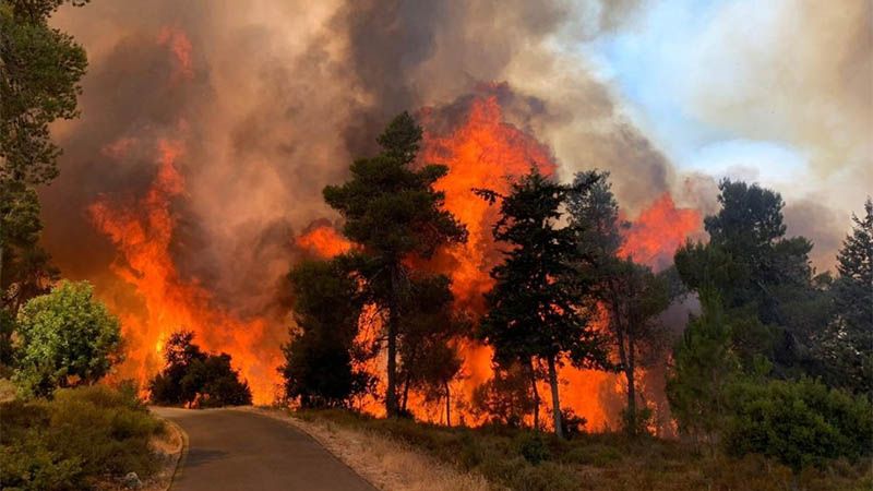 Se produce un incendio cerca del cuartel israel&iacute; en Al-Quds