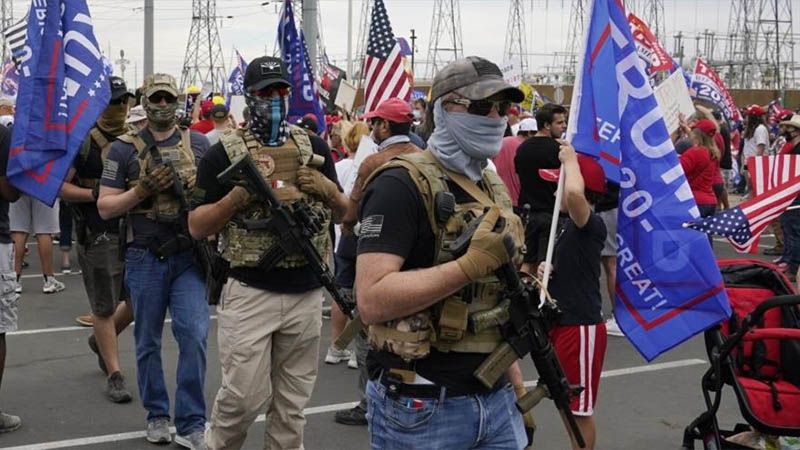 Millones de partidarios de Trump est&aacute;n dispuestos a tomar las armas contra Biden