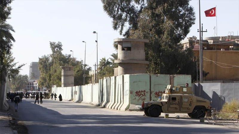 Atacan con 13 misiles una base militar turca en el norte de Iraq