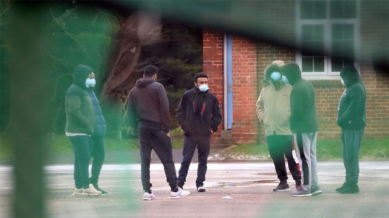 Cientos de menores solicitantes de asilo desaparecen en Reino Unido