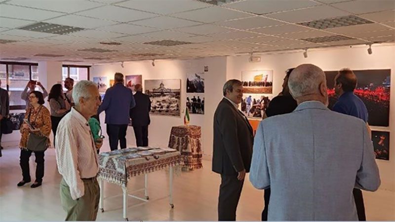 Inauguran en Madrid una exposici&oacute;n sobre las ceremonias de Arba&iacute;n el Imam Husein