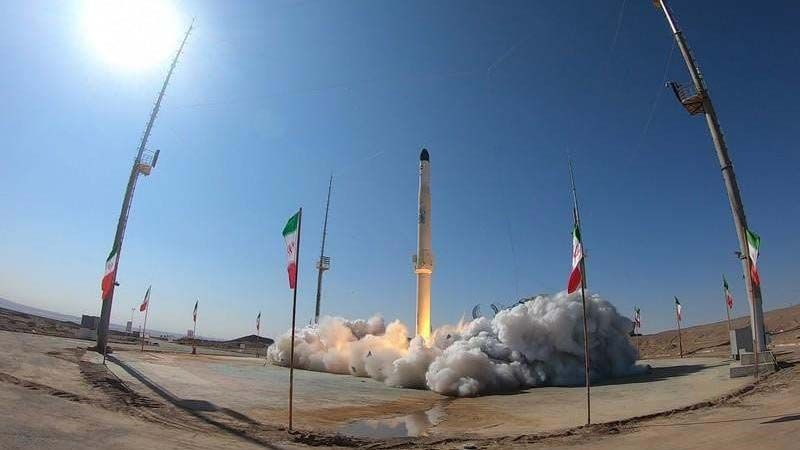 Ir&aacute;n pone con &eacute;xito en &oacute;rbita terrestre su tercer sat&eacute;lite militar &lsquo;Nur 3&rsquo;