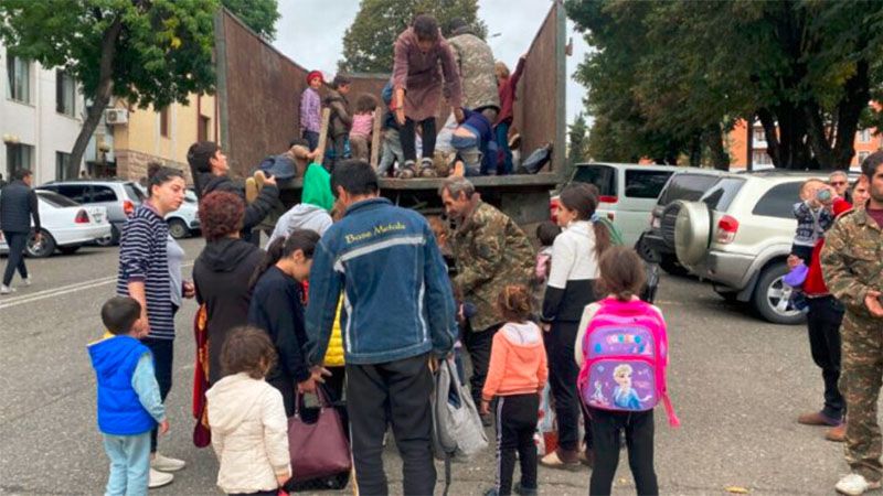 El &eacute;xodo de los armenios de Nagorno Karabaj contin&uacute;a