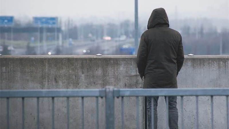 Expertos piden a Canad&aacute; crear una estrategia nacional contra el suicidio