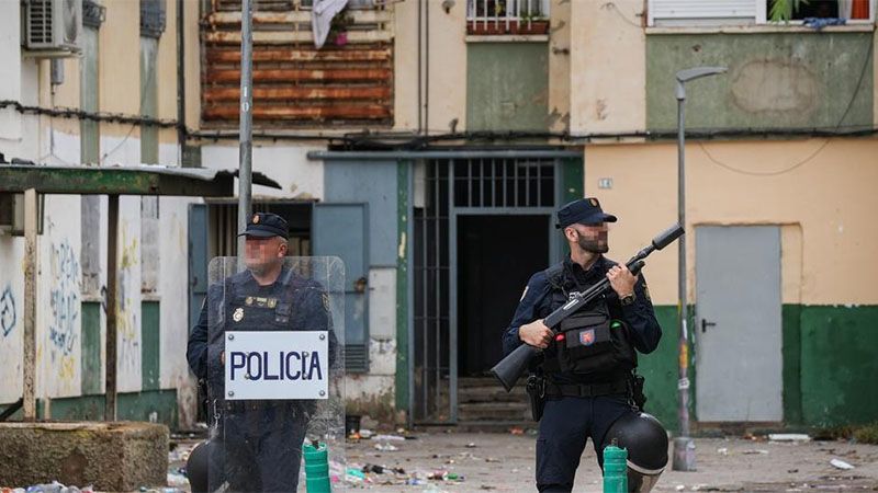 Una decena de detenidos tras un tiroteo en una ciudad espa&ntilde;ola con armas de guerra