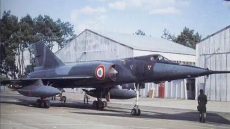 Francia inicia la retirada de sus cazas de Chad tras la rescisi&oacute;n del acuerdo de defensa bilateral